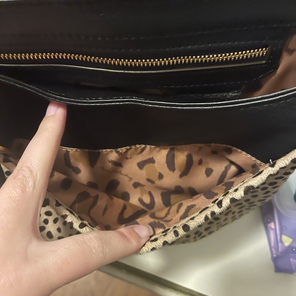 Aimee Kestenberg Shoulder Bag - Picture 3 of 8